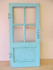 Cape Craftsman distressed door