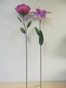 Cape Craftsman Metal flowers