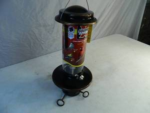 lot 158 image: New Squirrel X Bird Feeder