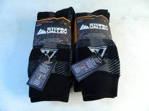 lot 44 image: 4 New Pairs of Mens Thermal Boot Socks