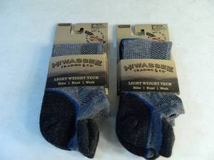 lot 104 image: 2 New Pair of Hiwassee Trading Merino Wool Socks