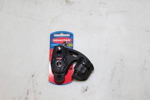 lot 240 image: Ronstan Series 30 BB Orbit Block Triple Cam Becket RF35332