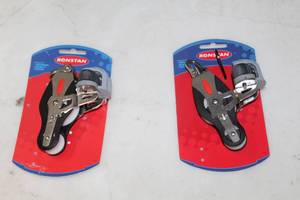 lot 243 image: Lot of (2) Ronstan 40mm Fiddle Block Cleat RF41520