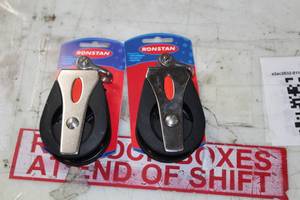 lot 247 image: Lot of (2) Ronstan 60mm Single Block Swivel Head RF66100