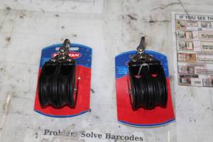 lot 282 image: Lot of (2) Ronstan Series 40 BB Block Double Swivel Head RF40200