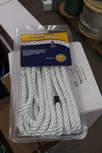 lot 146 image: Buccaneer Rope Company 58in. Premium Dock Line 12in. Eye Double Braid Nylon White 25ft.