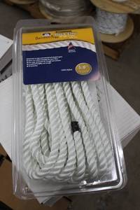 lot 147 image: Buccaneer Rope Company 58in. Premium Dock Line 12in. Eye Double Braid Nylon White 25ft.