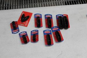 lot 217 image: Ronstan V-Cleat Small Fairlead RF5101, V-Cleat Large Open RF5110