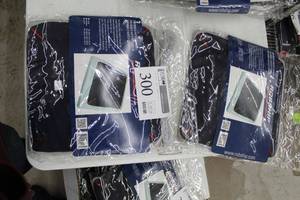 lot 300 image: Lot of (2) Robship Hatch Cover with Bug Net Small 8930 3