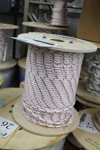 lot 44 image: New England Ropes 14in. Sta-Set X Red Fleck Rope 600 Foot Reel