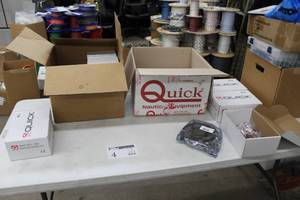 lot 4 image: Quick Optical Equipment L-Strip LED Warm 12V IP67 10 Meter Kit