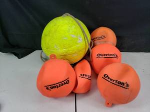 6 Round Buoys