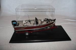 2001 Lund Pro-V Magnum Boat