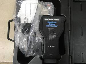 lot 392 image: Kent- Moore J-42598 Vehicle Data Recorder