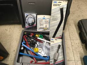 lot 406 image: Fuel Injection Tools
