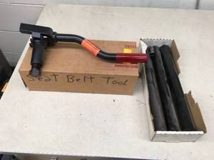 lot 451 image: Seat Belt Tool & Extra Deep Sockets