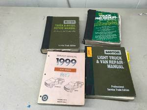 lot 457 image: Truck & Van Repair Manuals