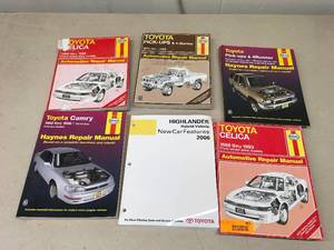 lot 461 image: Haynes Toyota Automotive Repair Manuals