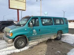 lot 354 image: 1994 E-350 XL