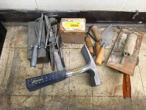 lot 479 image: Masonry Tools