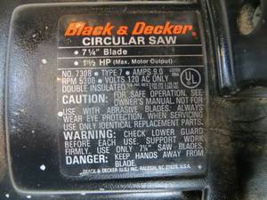 lot 5 image: Black & Decker Circular Saw