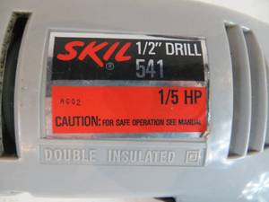 lot 13 image: Skil 12 Drill