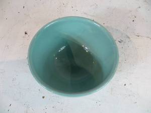 lot 26 image: VINTAGE Blue McCoy Mixing Bowl