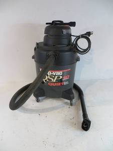 lot 52 image: 10 Gallon Shop Vac