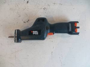 lot 53 image: Black & Decker Electric Saw