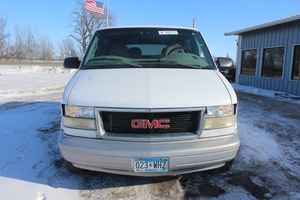 1998 GMC Safari Vans AWD