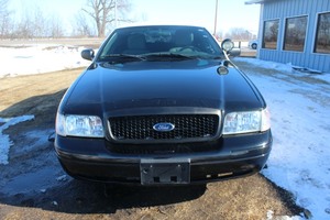 2011 Ford Crown Victoria - POLICE - 96,881 MILES - 1 OWNER -
