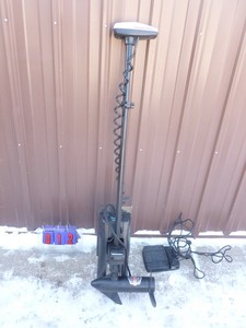 Minnkota Bow mount trolling motor with foot control. Is missing battery cables. Unable to fully test. As shown.