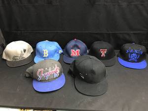 lot 26 image: Lot of 7 baseball hats