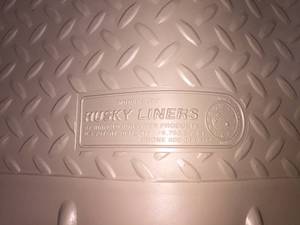 lot 19 image: Husky Liners Floor mat 2008, NIB new in box