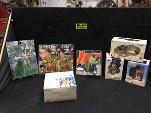 lot 53 image: Lot of 8 Collectible Japanese anime figurines NIB