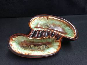 lot 34 image: Brown and malachite double bowl California USA MCM mid-century modern, vintage 1960s ashtray