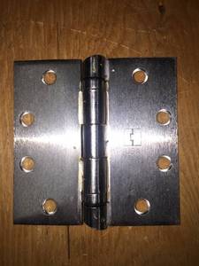 lot 16 image: Heavy duty stainless steel hinges, strapping tape