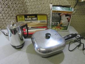 Vintage Kitchen Items Electric Skil...