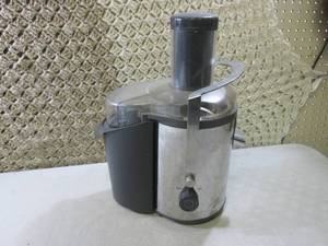 Bella Juicer  RMC...