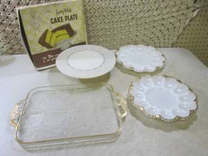 Vintage Ivory White 22 K Gold Decor...