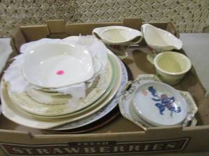 Lot of Assorted Vintage Plates Red ...