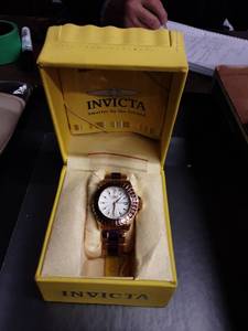 Invicta Gold Tone With Purple Stones Ladies Watch With Extra Links & Case
