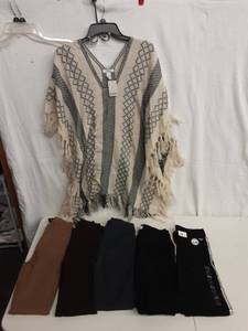 5 Pair LeggingsJeggings Size Small, (1- New With Tags PINK Size M), 1-New With Tags Mudd Poncho
