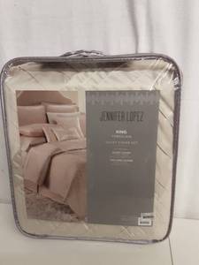 New Jennifer Lopez Duvet Cover Set