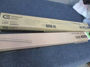 2 Ft & 4 Ft  CE LED Strip Lights op...