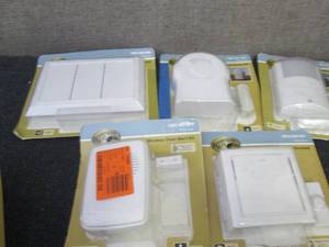 5 Assorted Doorbells by Hampton Bay...