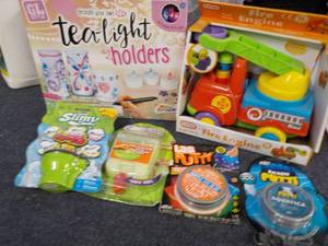 lot 4 image: Fun Time Fire Engine, Tea Light Hol...