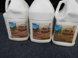 lot 33 image: 3 Deck Wash about  2 12 gallons t...