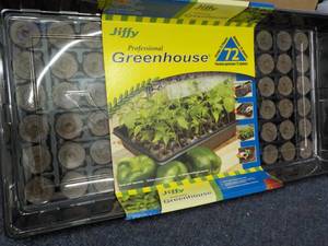 lot 94 image: Lot of 5 Jiffy Greenhouse 75 plant ...
