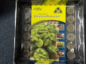 lot 99 image: Lot of 4 Jiffy Greenhouse 36 plant ...